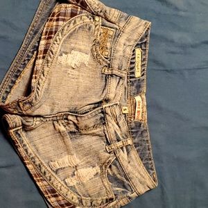 Hot Kiss short sz 5